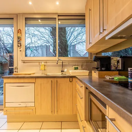 Avec Jardin, Ideal Pour Animaux - Floreal * Clermont-Ferrand